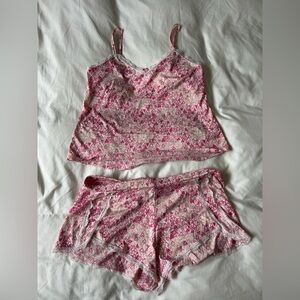 Jessica Simpson Pink Heart Print Pajama Set | Cami & Shorts | Size M